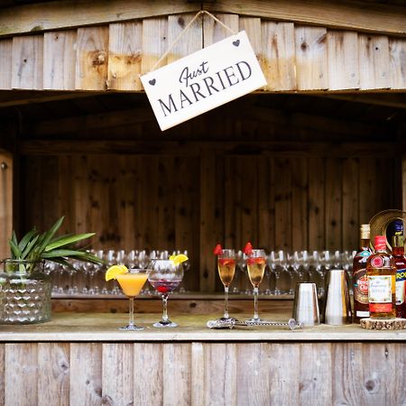 Отель Elite Venue Selection Felbridge - Gatwick Ист-Гринстед Экстерьер фото