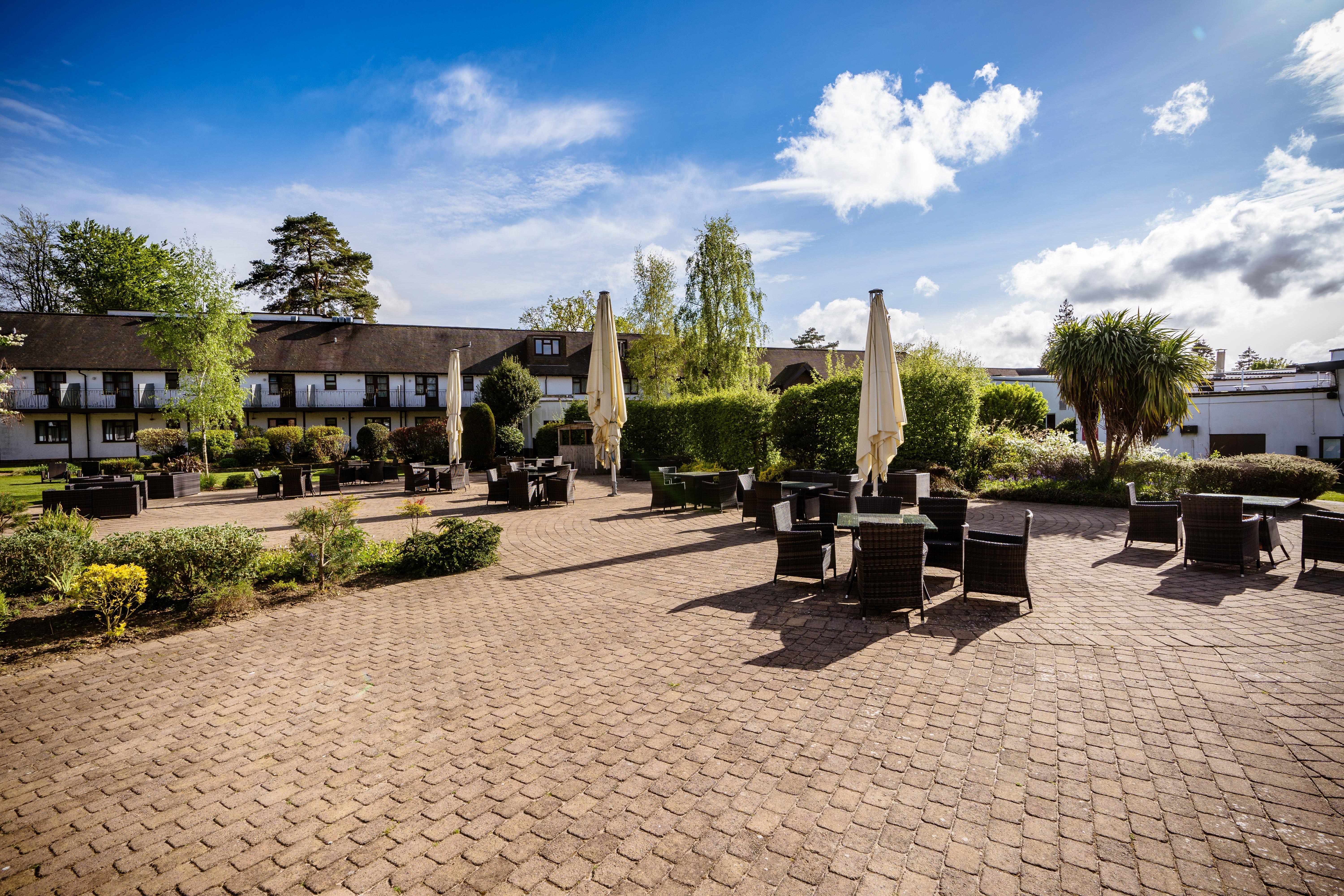 Отель Elite Venue Selection Felbridge - Gatwick Ист-Гринстед Экстерьер фото