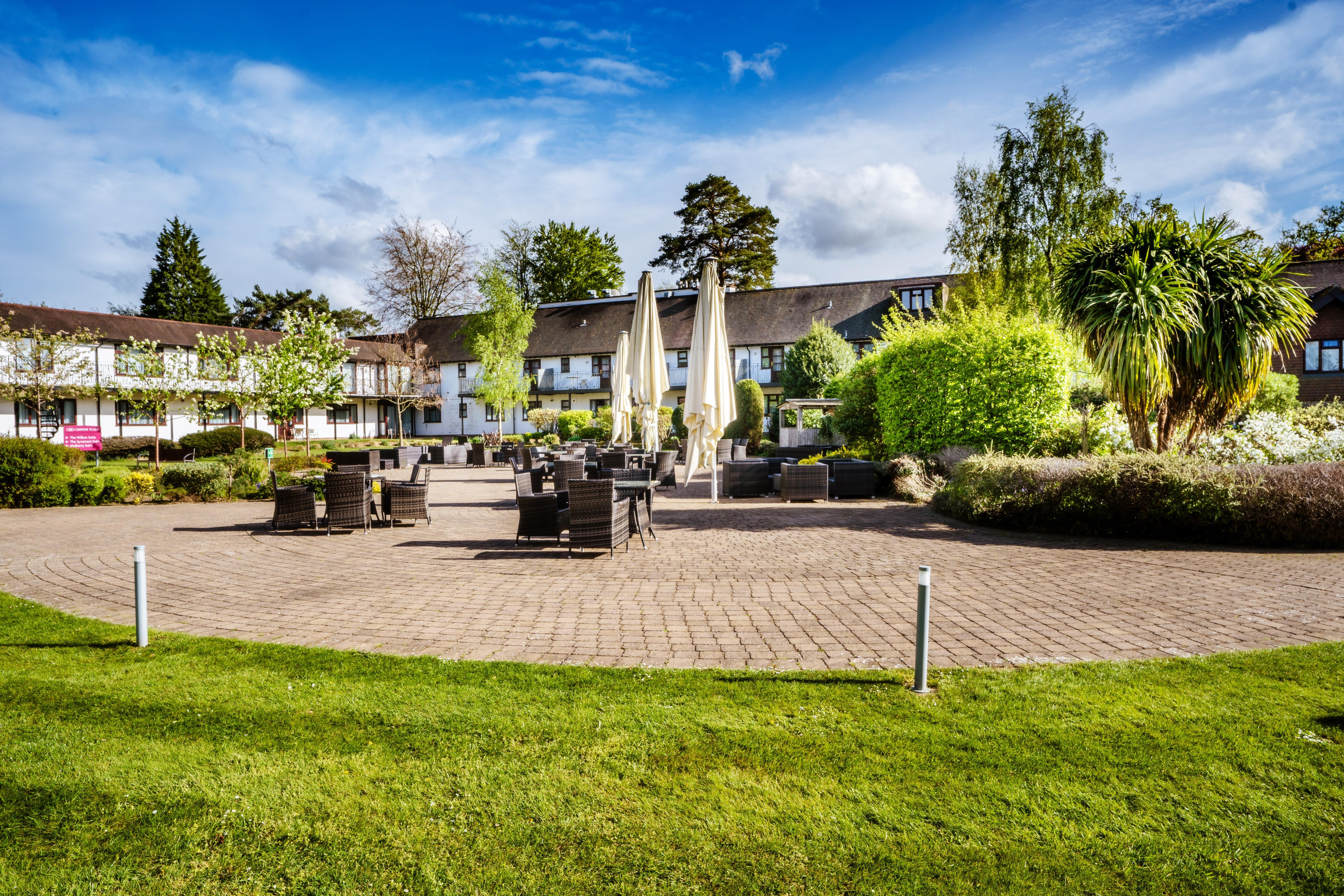 Отель Elite Venue Selection Felbridge - Gatwick Ист-Гринстед Экстерьер фото