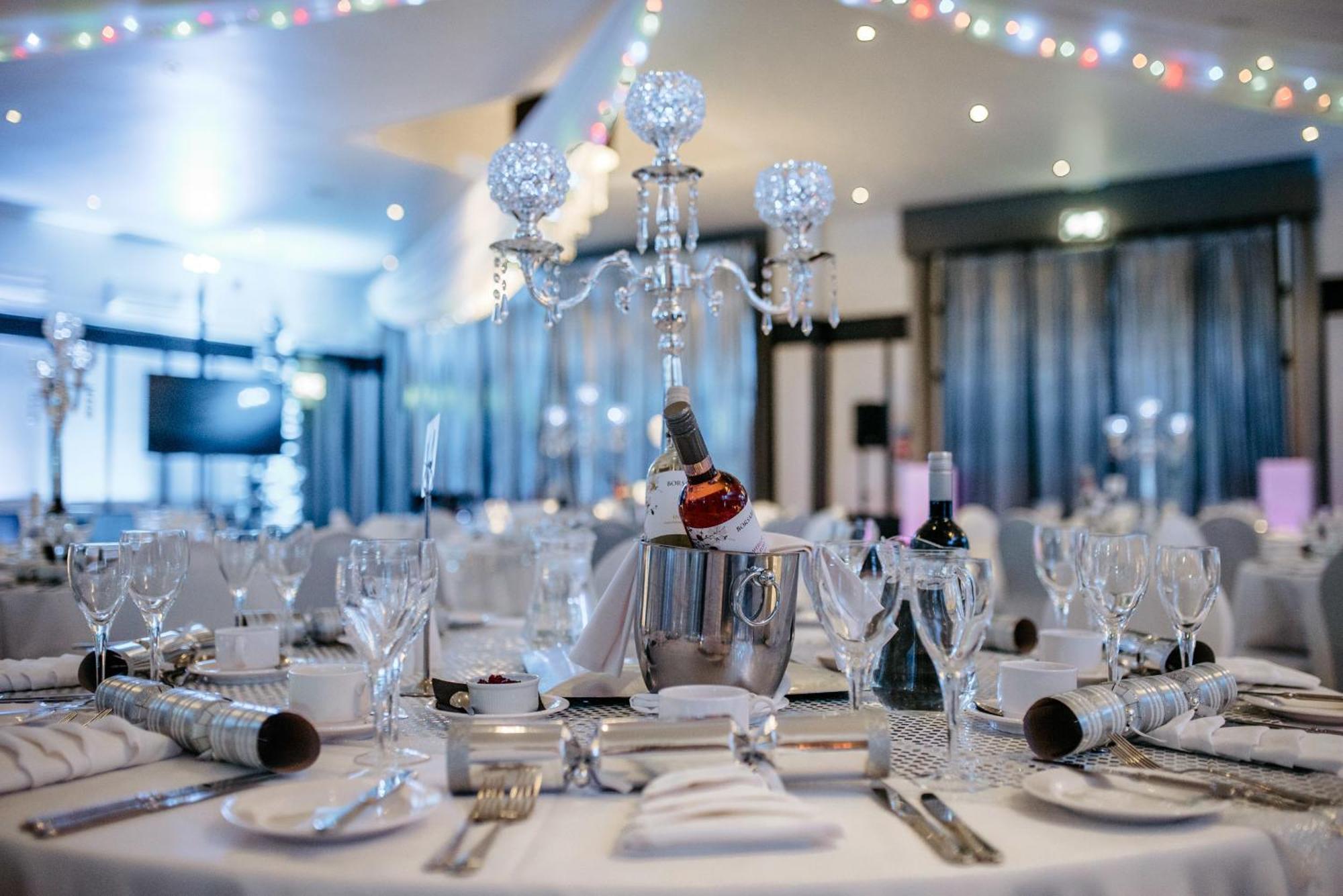 Отель Elite Venue Selection Felbridge - Gatwick Ист-Гринстед Экстерьер фото
