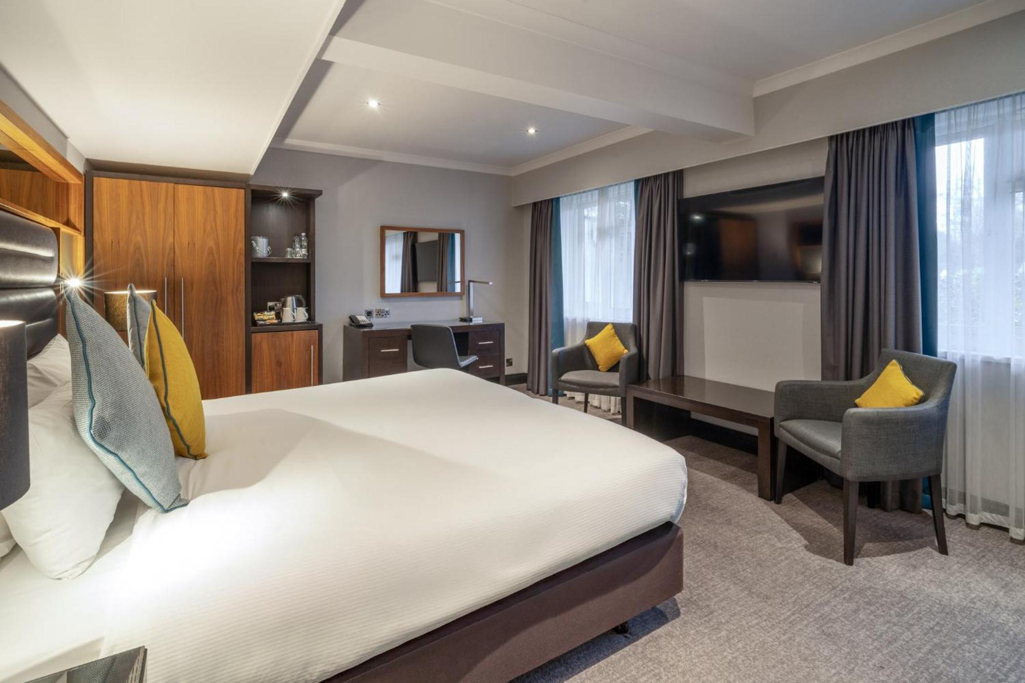 Отель Elite Venue Selection Felbridge - Gatwick Ист-Гринстед Экстерьер фото