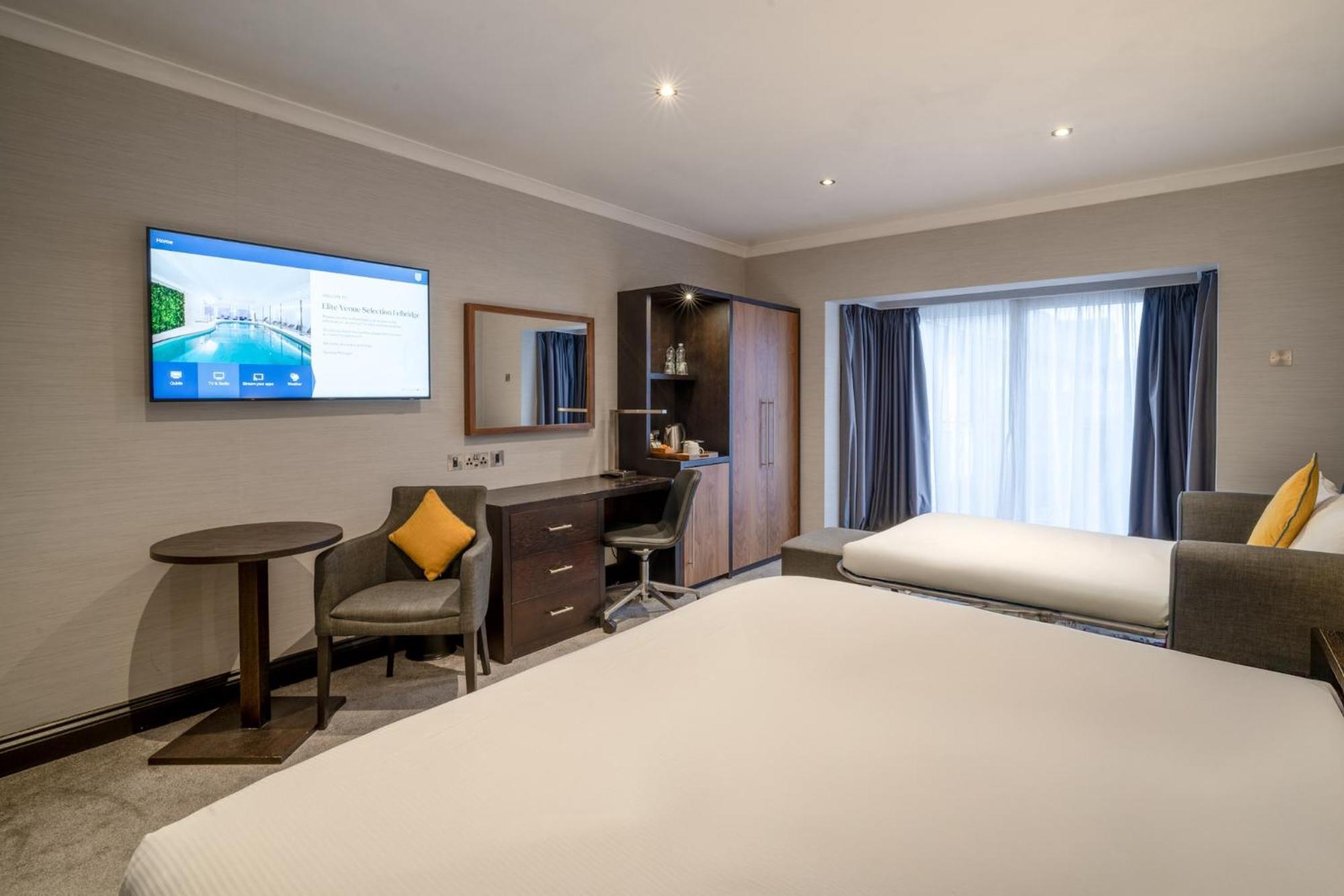 Отель Elite Venue Selection Felbridge - Gatwick Ист-Гринстед Экстерьер фото